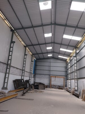  Warehouse For Rent in New Industrial Township