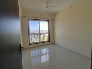 Master Bedroom in 2 BHK Apartment at Sidhivinayak Flora, Chembur – for Rent