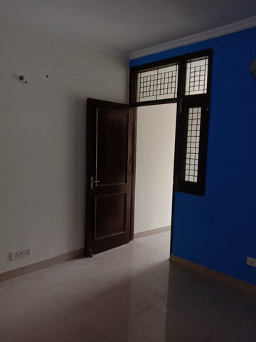 Room in 2 BHK Builder Floor at Malviya Nagar – for Rent