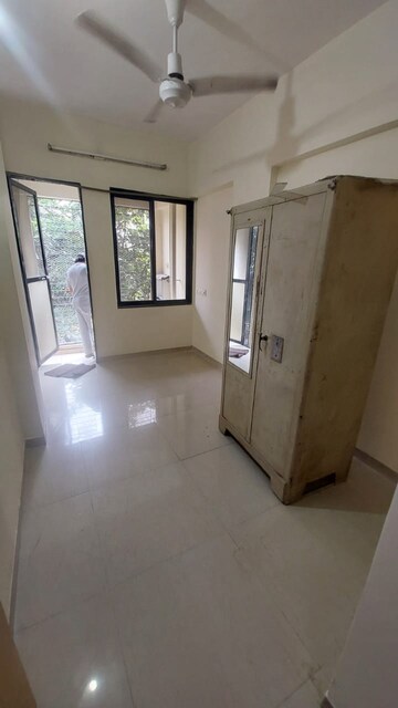 1 BHK Apartment For Rent in Siddhatek Apartments, Kandivali West