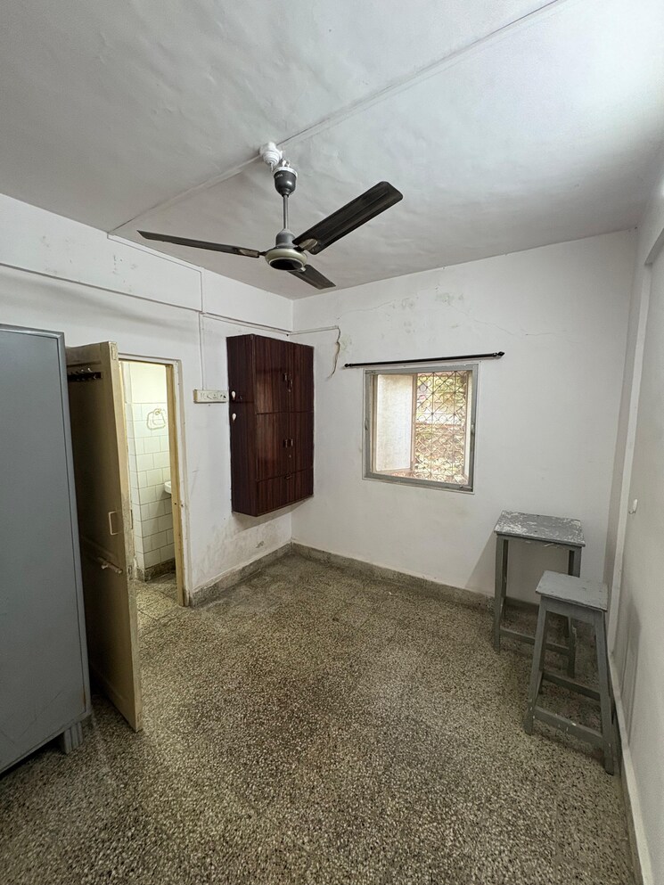 Room, sankalp-siddhi-society 1 Bedroom 430 Sq.Ft. Apartment In Malad East Mumbai 9556896