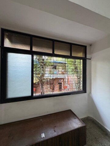 Room in 1 BHK Apartment at Sankalp Siddhi Society, Malad East – for Rent