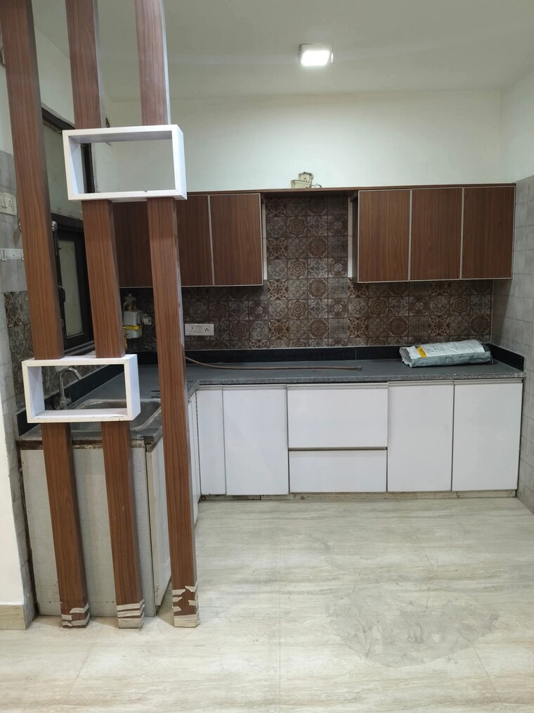 Kitchen, chattarpur 3 Bedroom 1150 Sq.Ft. Builder Floor In Chattarpur Delhi 9556908