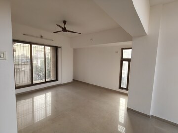 Room in 2 BHK Apartment at Shree Poonam Tower, Nerul – for Rent