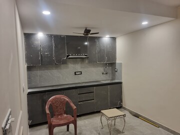 Kitchen in 2 BHK Builder Floor at Sector 57 – for Rent