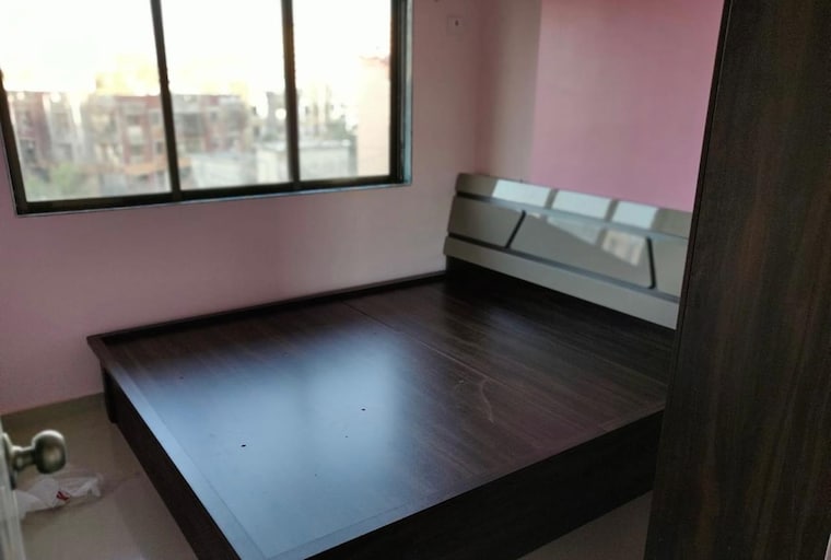 Room, kurla east 2 Bedroom 650 Sq.Ft. Apartment In Kurla East Mumbai 9556956