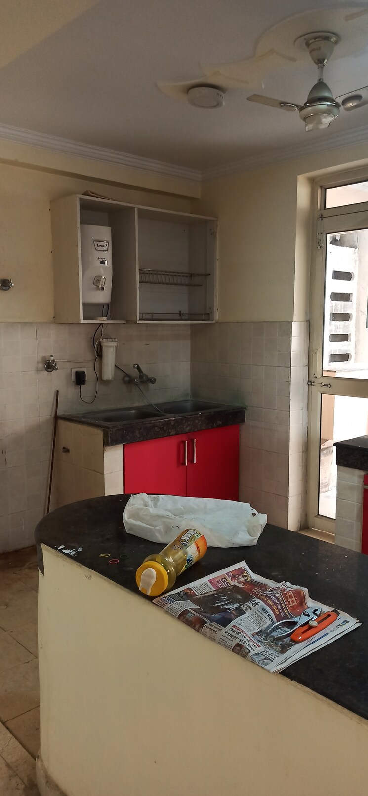 Kitchen, emerald-green 4 Bedroom 2950 Sq.Ft. Apartment In Sector 52 Gurgaon 9557012