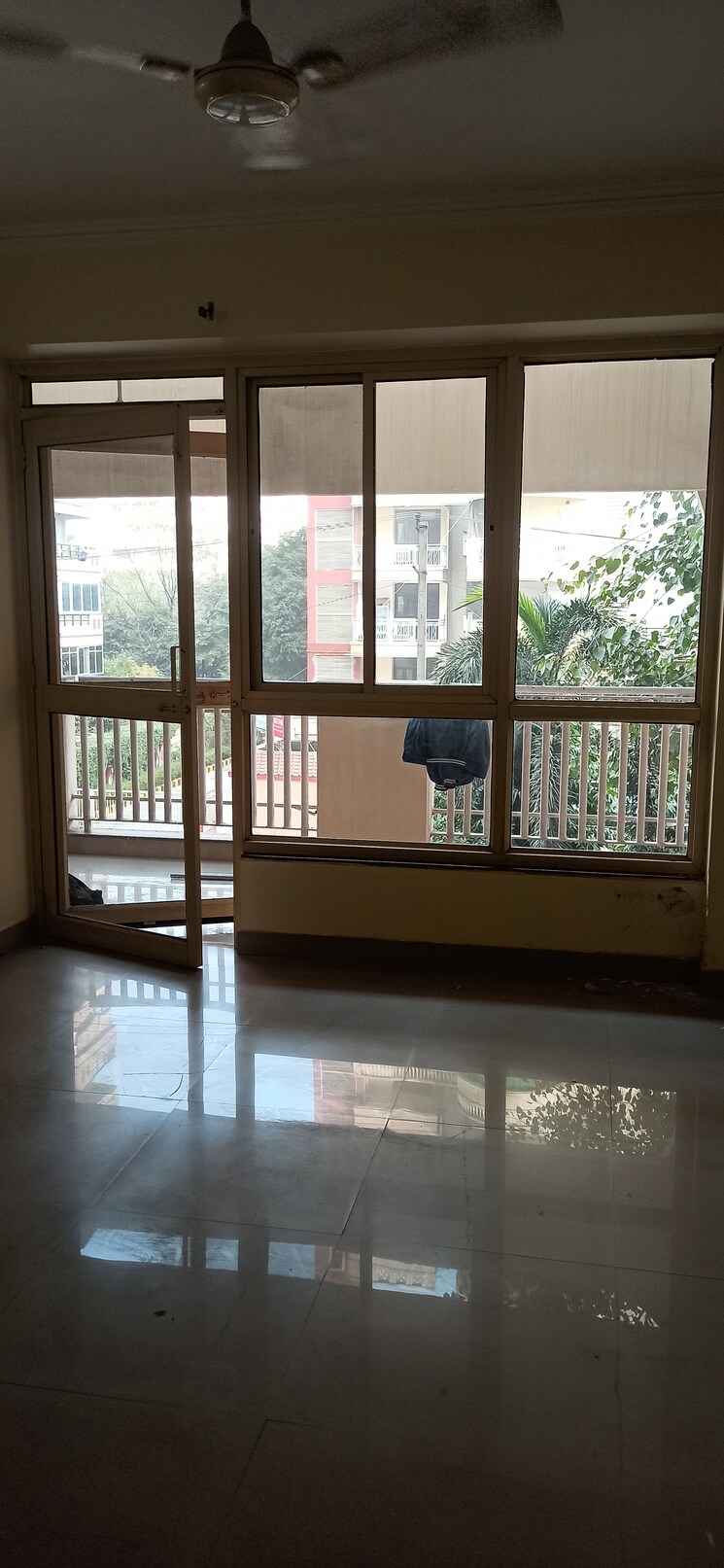 Room, emerald-green 4 Bedroom 2950 Sq.Ft. Apartment In Sector 52 Gurgaon 9557012