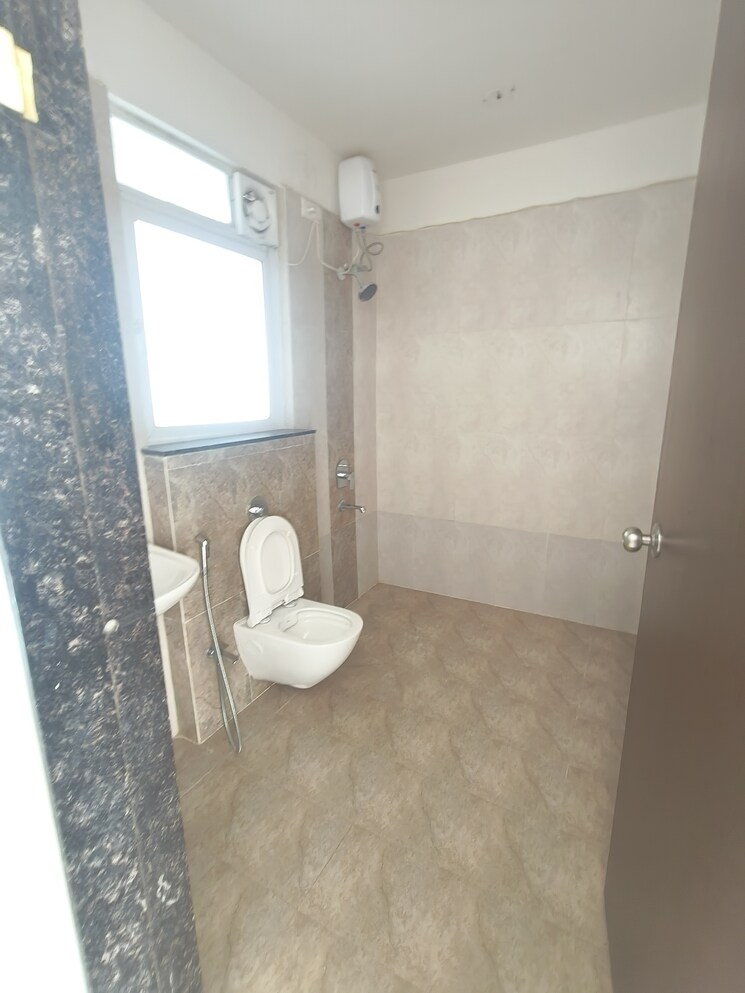 Bathroom, indira nagar 3 Bedroom 1900 Sq.Ft. Apartment In Indira Nagar Nashik 9556963