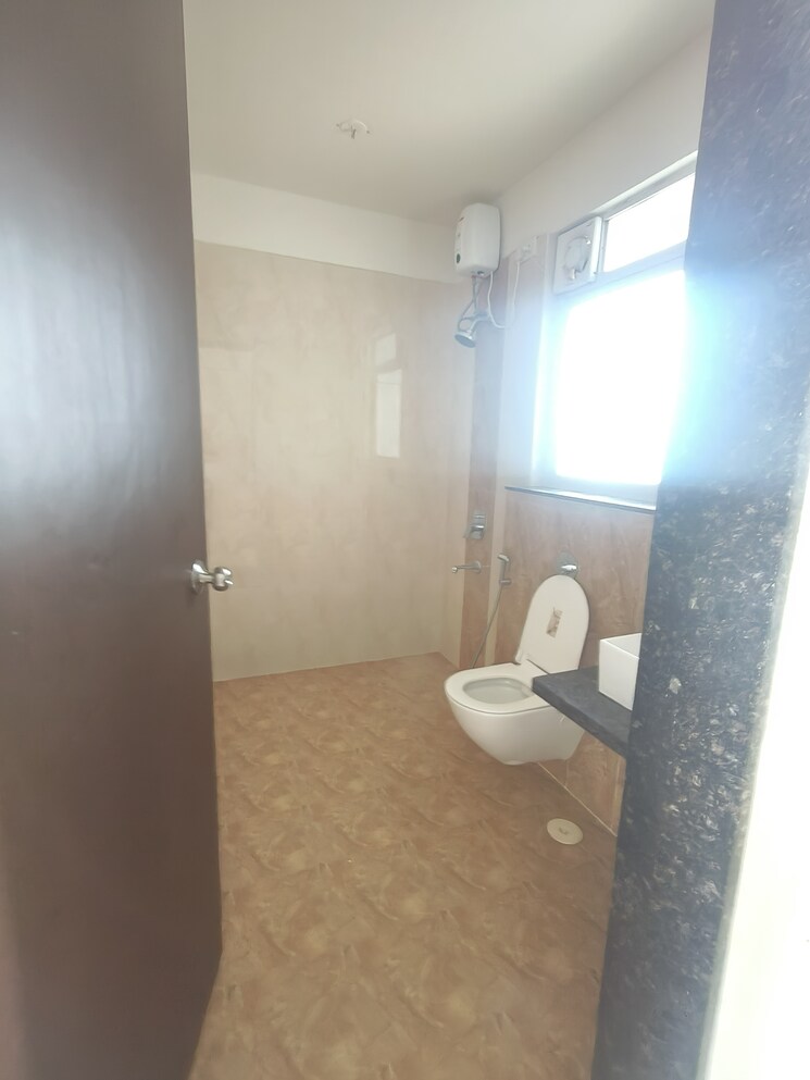 Bathroom, indira nagar 3 Bedroom 1900 Sq.Ft. Apartment In Indira Nagar Nashik 9556963