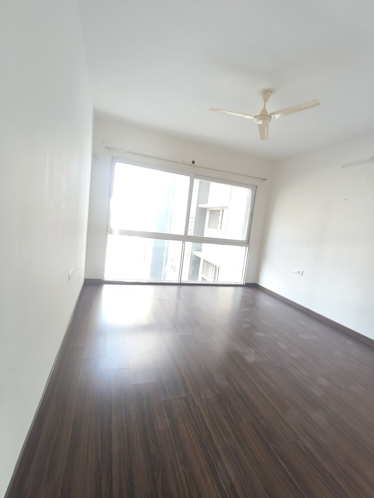 Room, indira nagar 3 Bedroom 1900 Sq.Ft. Apartment In Indira Nagar Nashik 9556963