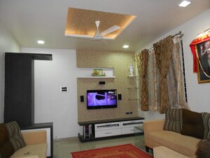 Furnished Amenities in 2 BHK Apartment at Baner – for Rent