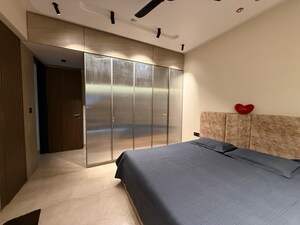 Bedroom in 2 BHK Apartment at Kalpataru Magnus, Bandra East – for Rent