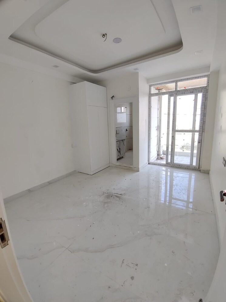 Room, gms road 3 Bedroom 2200 Sq.Ft. Builder Floor In Gms Road Dehradun 9556985