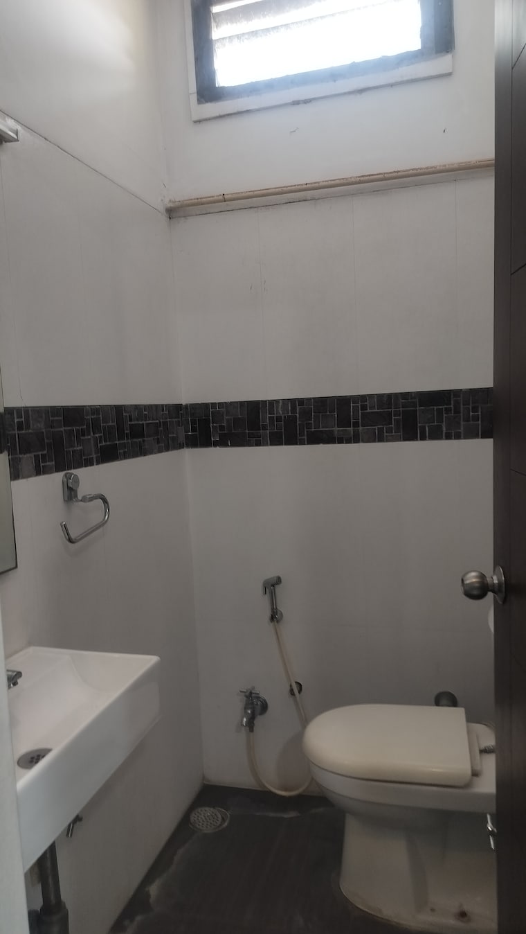 Master Bedroom, banjara hills 3 Bedroom 1900 Sq.Ft. Apartment In Banjara Hills Hyderabad 9557019