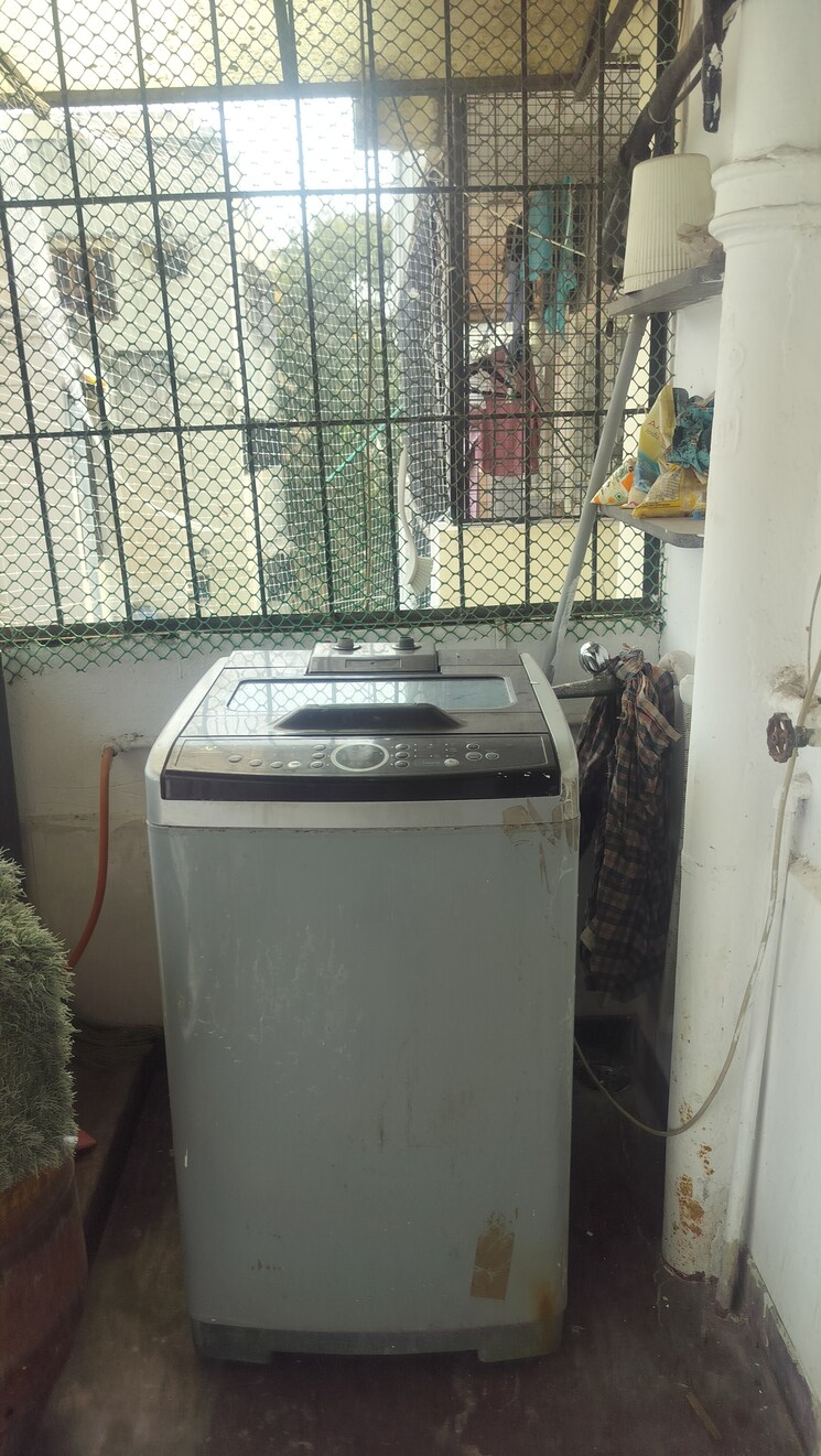 Balcony, banjara hills 3 Bedroom 1900 Sq.Ft. Apartment In Banjara Hills Hyderabad 9557019