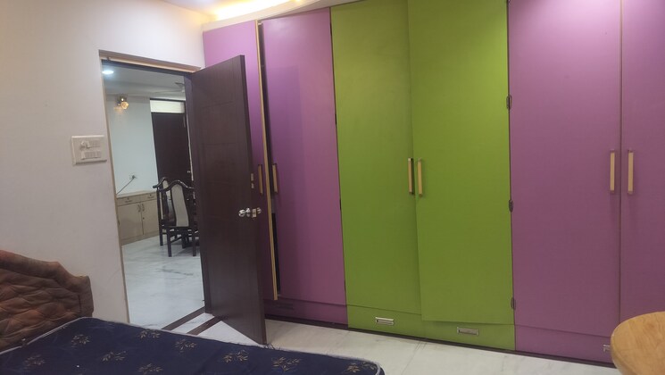 Room, banjara hills 3 Bedroom 1900 Sq.Ft. Apartment In Banjara Hills Hyderabad 9557019