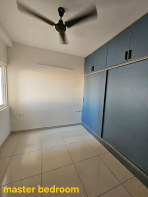 Room in 2 BHK Apartment at Greenland Towers, Begumpet – for Sale