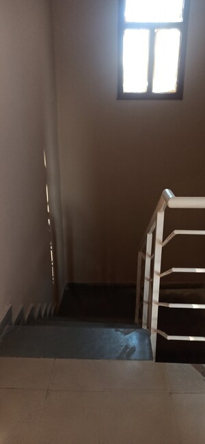 Furnished Amenities in 4 BHK Penthouse at Rajvilas Apartments, Sector 52 – for Rent