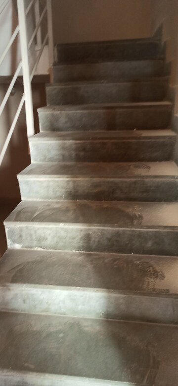 Bedroom in 4 BHK Penthouse at Rajvilas Apartments, Sector 52 – for Rent