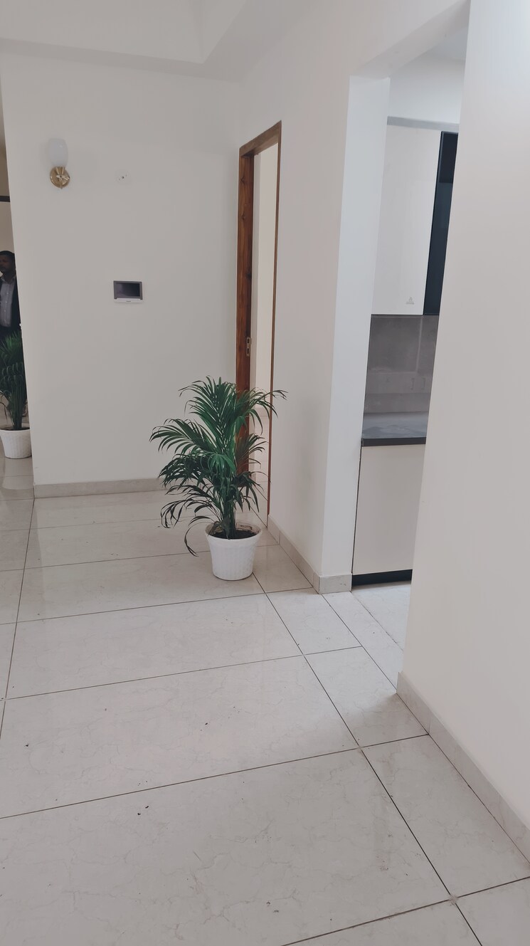 Other, amrapali-verona-heights-phase-ii 3 Bedroom 2176 Sq.Ft. Apartment In Amrapali Leisure Valley Greater Noida 9557068