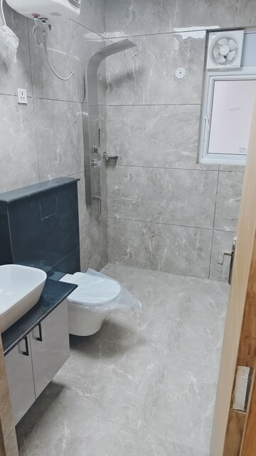 Attached Bathroom in 3 BHK Apartment at Amrapali Verona Heights Phase II, Amrapali Leisure Valley – for Sale