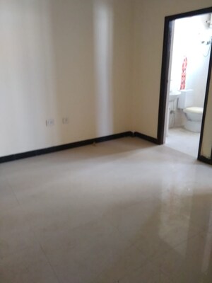 Room in 4 BHK Penthouse at Vaishali Nagar – for Rent