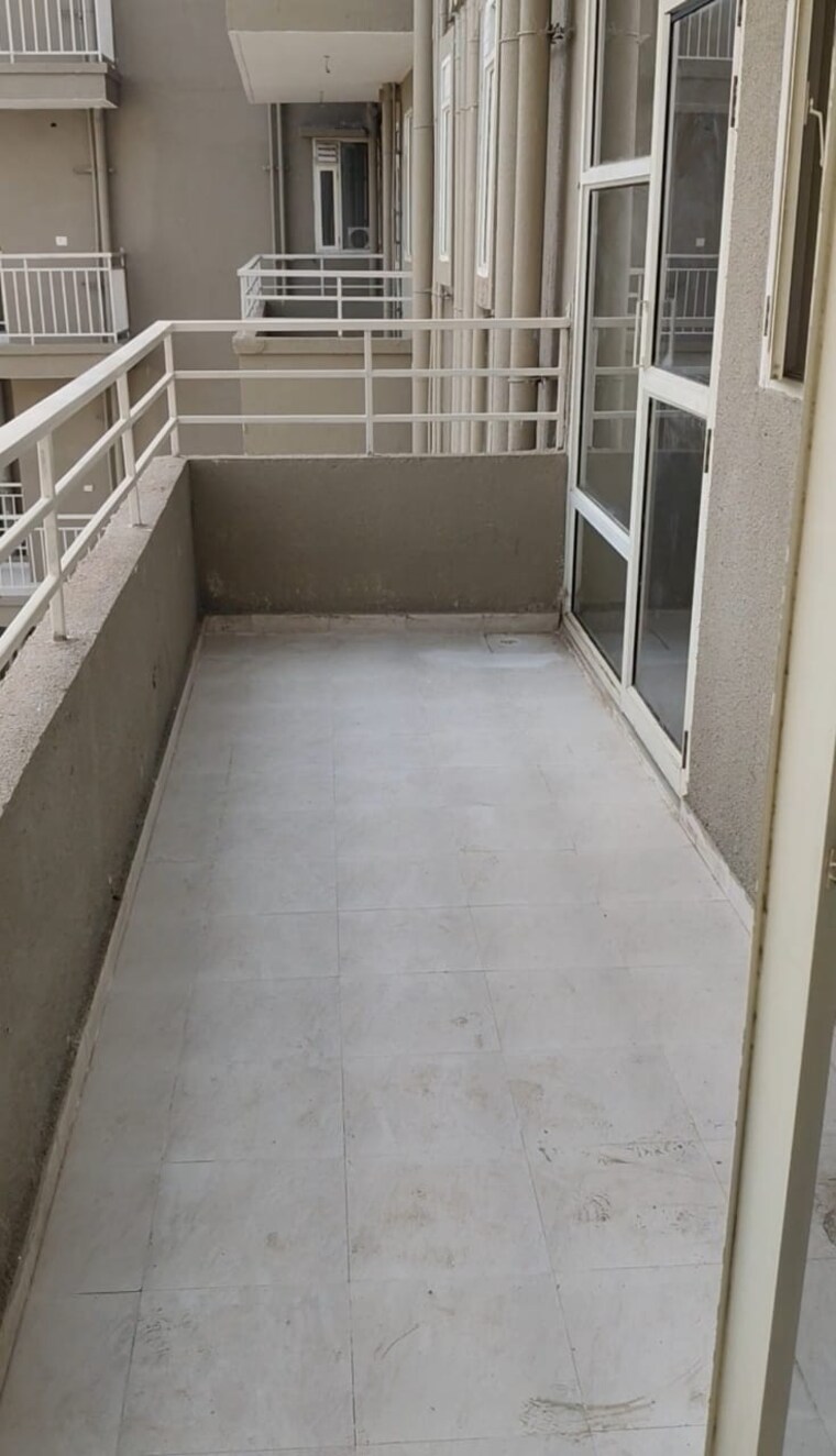 Balcony, pyramid-altia 3 Bedroom 742 Sq.Ft. Apartment In Sector 70 Gurgaon 9557132