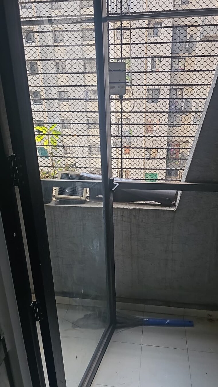 Balcony, lodha-palava-downtown 1 Bedroom 656 Sq.Ft. Apartment In Dombivli East Thane 9557148