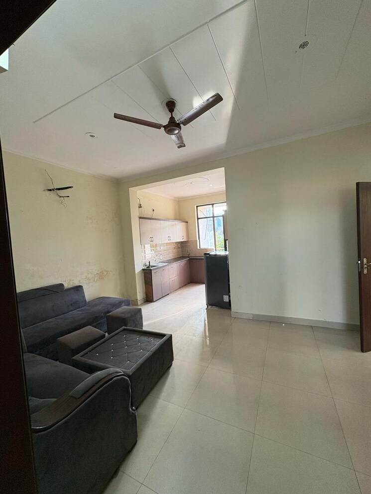 Team Area, huda-staff-colony 3 Bedroom 1850 Sq.Ft. Builder Floor In Sector 46 Gurgaon 9557143