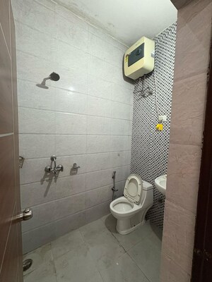 Bathroom in 3 BHK Builder Floor at Huda Staff Colony, Sector 46 – for Rent