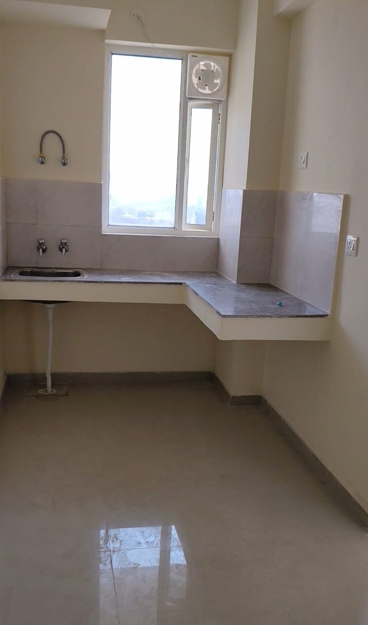 Kitchen, pyramid-altia 1.5 Bedroom 396 Sq.Ft. Apartment In Sector 70 Gurgaon 9557146