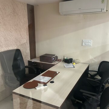  Office Space For Rent in Sector 17