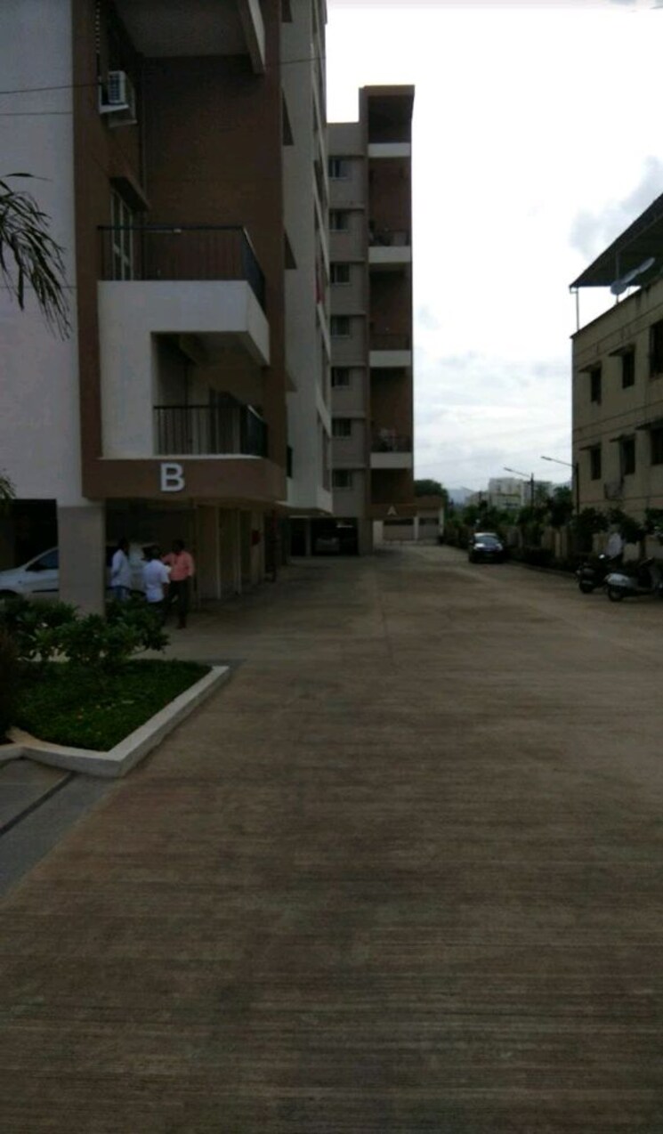  Parking, sai-sagar-erica 2 Bedroom 1045 Sq.Ft. Apartment In Wakad Pune 9557211