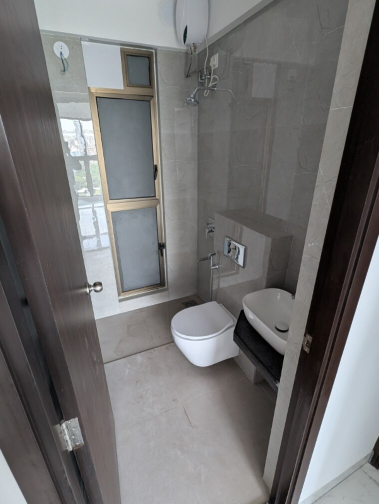Bathroom, raymond-ten-x-vibes 4 Bedroom 1320 Sq.Ft. Apartment In J K Gram Thane 9557217