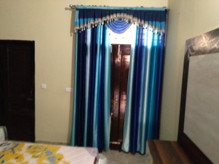 Room, kharar mohali road 3 Bedroom 100 Sq.Yd. Independent House In Kharar Mohali Road Kharar 9557240