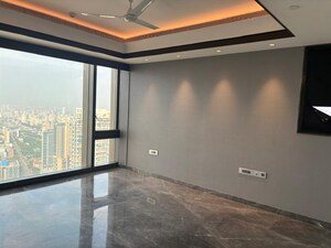 5 BHK Apartment For Rent in Lodha Trump Tower, Worli