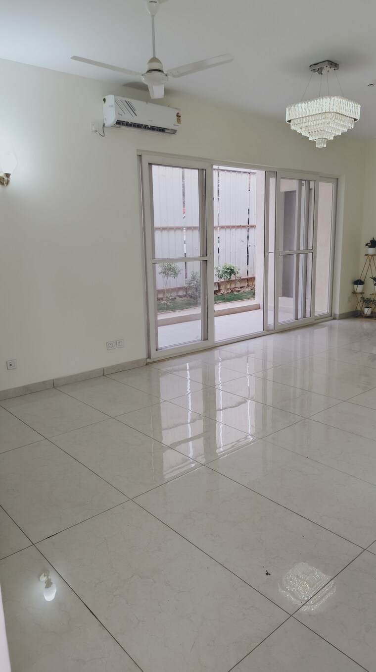 Room, amrapali-verona-heights-phase-ii 3 Bedroom 2188 Sq.Ft. Apartment In Amrapali Leisure Valley Greater Noida 9557280