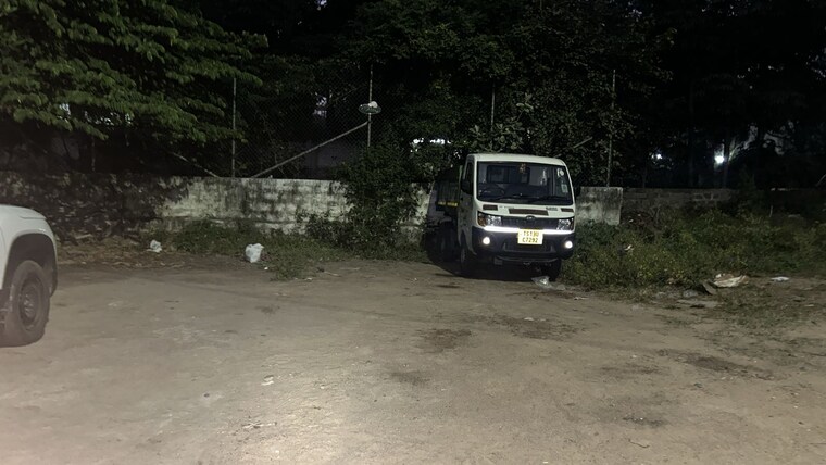  Parking, manikonda  200 Sq.Yd. Plot In Manikonda Hyderabad 9557289