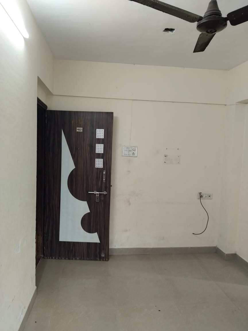 1 BHK + Extra Room Apartment For Sale in LK Laxmi Heights
