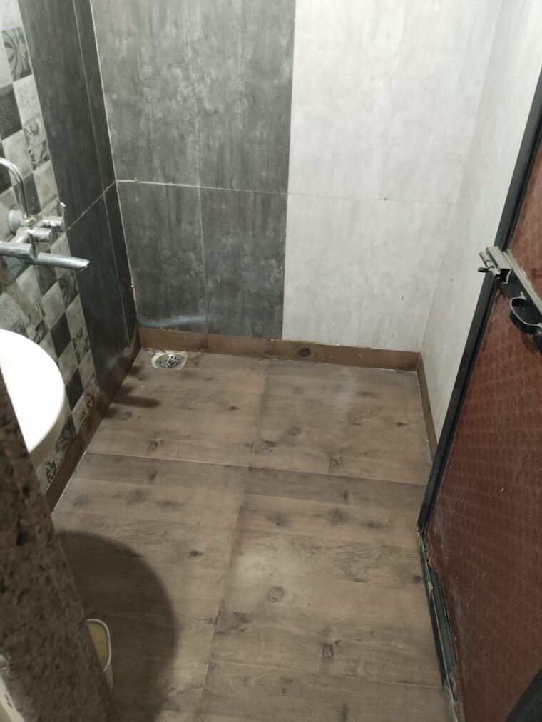 Bathroom, lk-laxmi-heights 1 Bedroom 640 Sq.Ft. Apartment In Kharghar Navi Mumbai 9557378