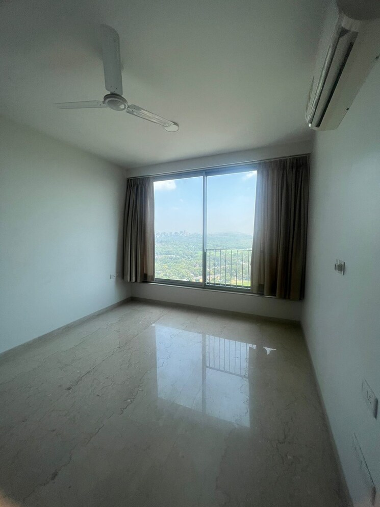 Room, oberoi-realty-esquire 3 Bedroom 1820 Sq.Ft. Apartment In Goregaon East Mumbai 9557316