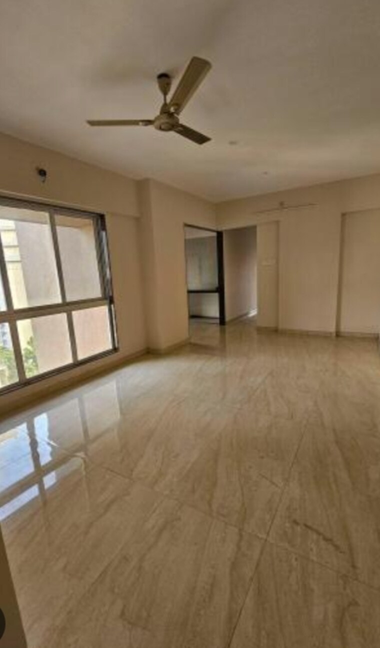 Room, kandivali west 4 Bedroom 1450 Sq.Ft. Apartment In Kandivali West Mumbai 9557463
