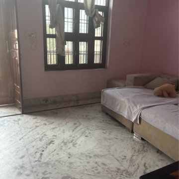 Bedroom in 3 BHK Villa at Sector 9a – for Rent