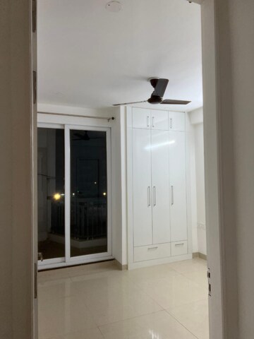 3 BHK Apartment For Rent in Maxxus Elanza, International Airport Road