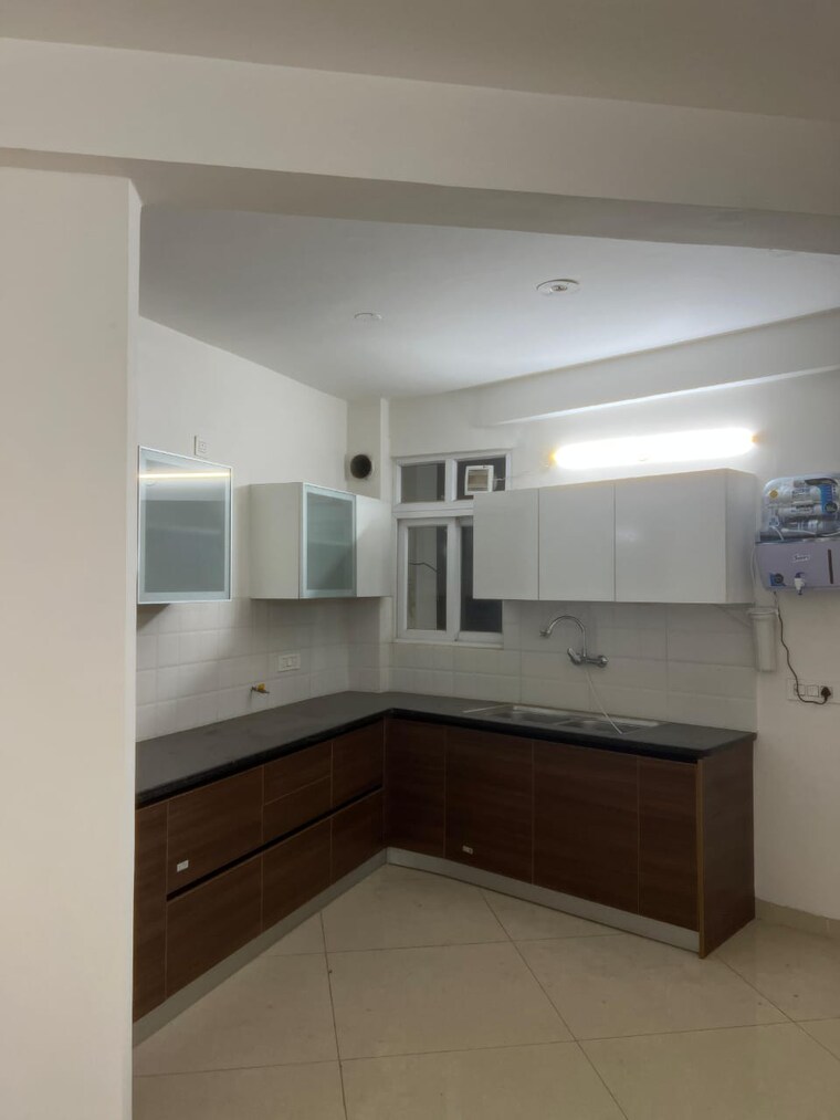 Kitchen, maxxus-elanza 3 Bedroom 1800 Sq.Ft. Apartment In International Airport Road Zirakpur 9557478