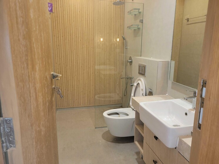 Bathroom, indiabulls-sky-forest 3 Bedroom 2921 Sq.Ft. Apartment In Lower Parel Mumbai 9557470
