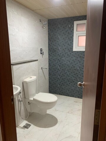 Bathroom in 3 BHK Apartment at Prestige Park Square, Bannerghatta Road – for Sale