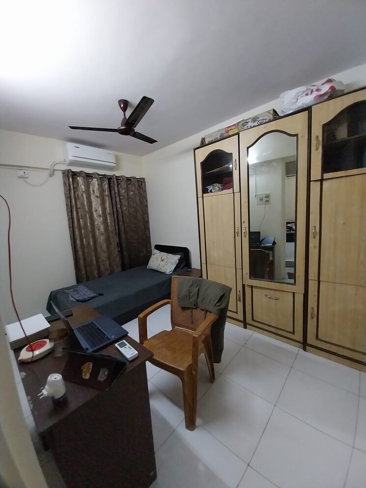 Team Area, maruti-radhamit 1 Bedroom 750 Sq.Ft. Apartment In Nerul Navi Mumbai 9557558