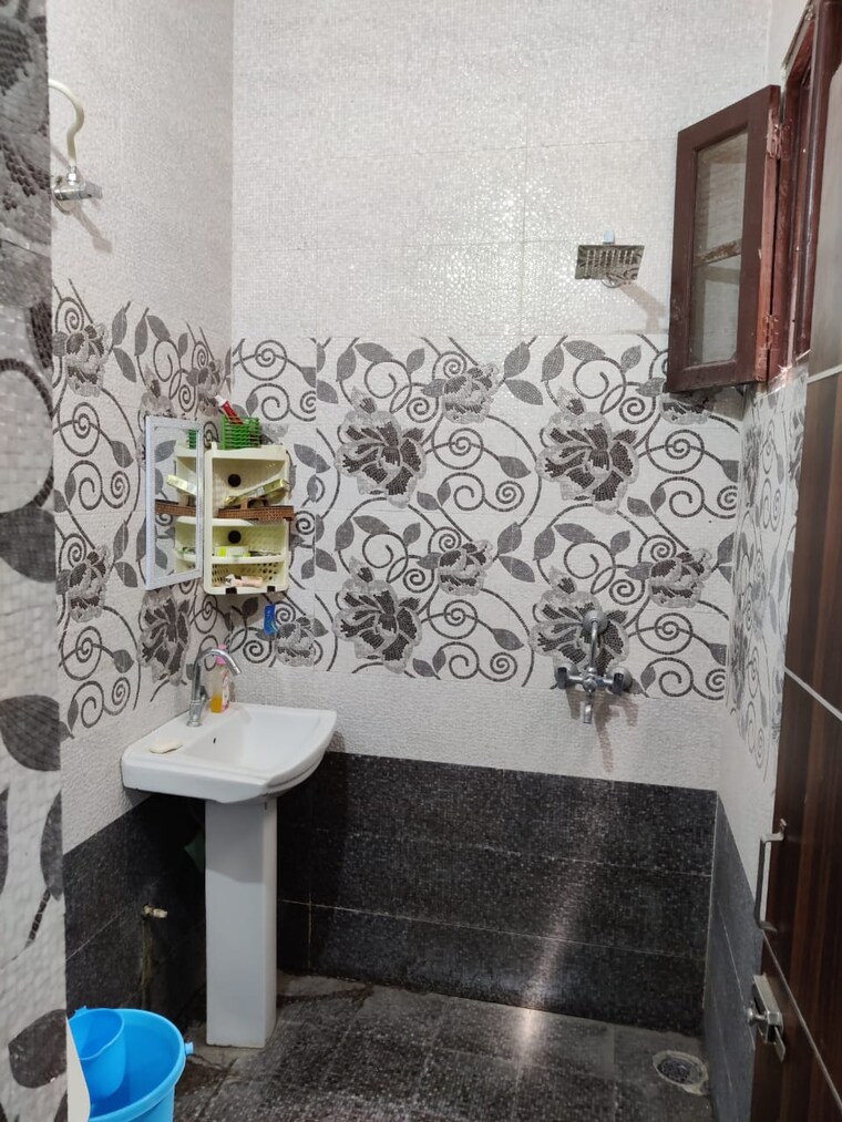 Bathroom, nk-savitry-enclave 3 Bedroom 1800 Sq.Ft. Apartment In Vip Road Zirakpur 9557566
